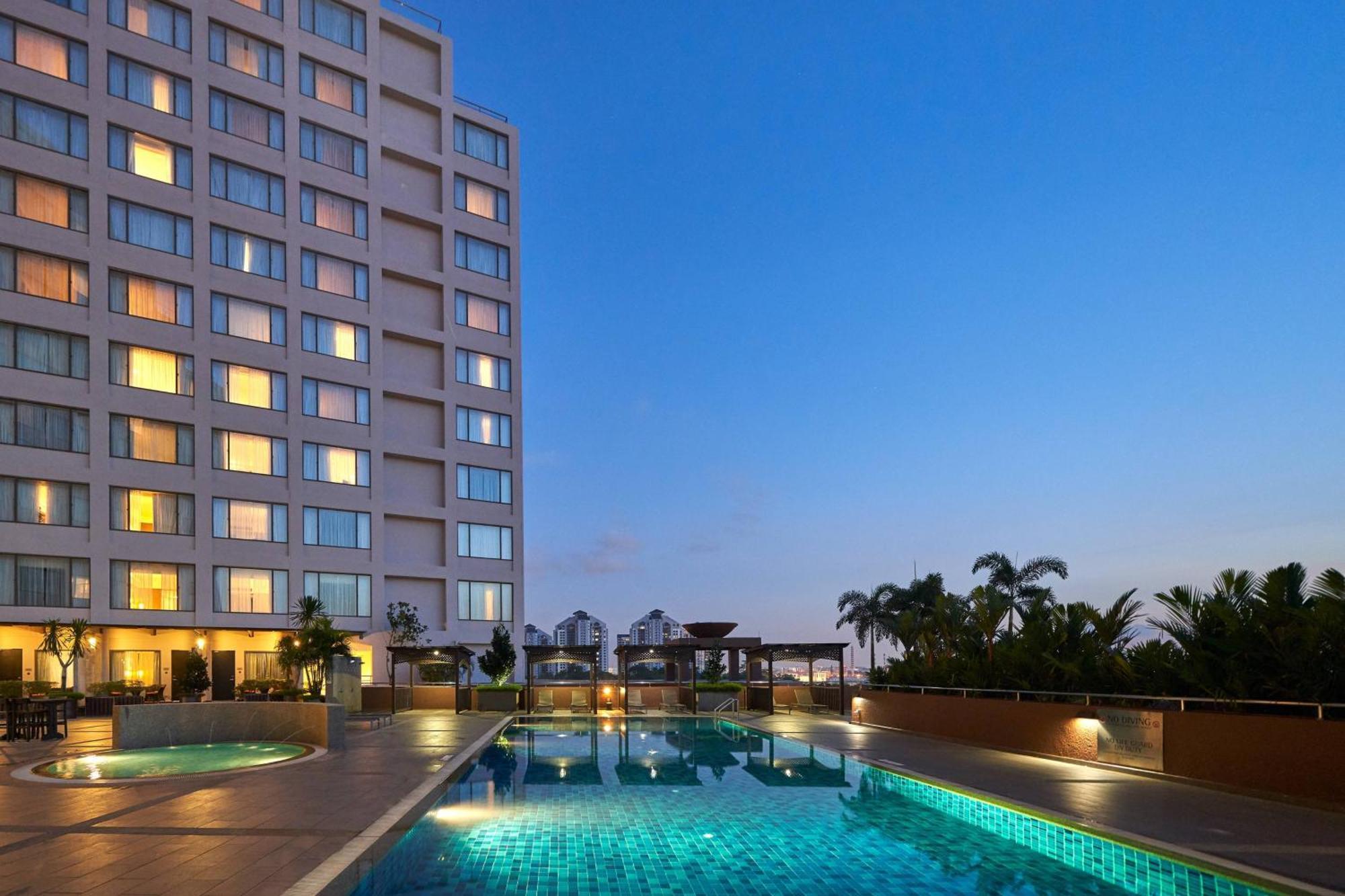 Renaissance Johor Bahru Hotel Exterior photo The Park, Hyderabad